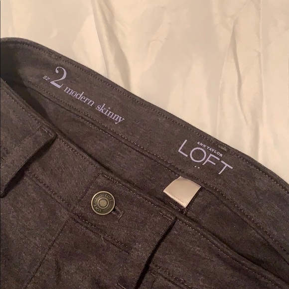 Ann Taylor : Dark Grey Jeggings - Picture 4 of 5